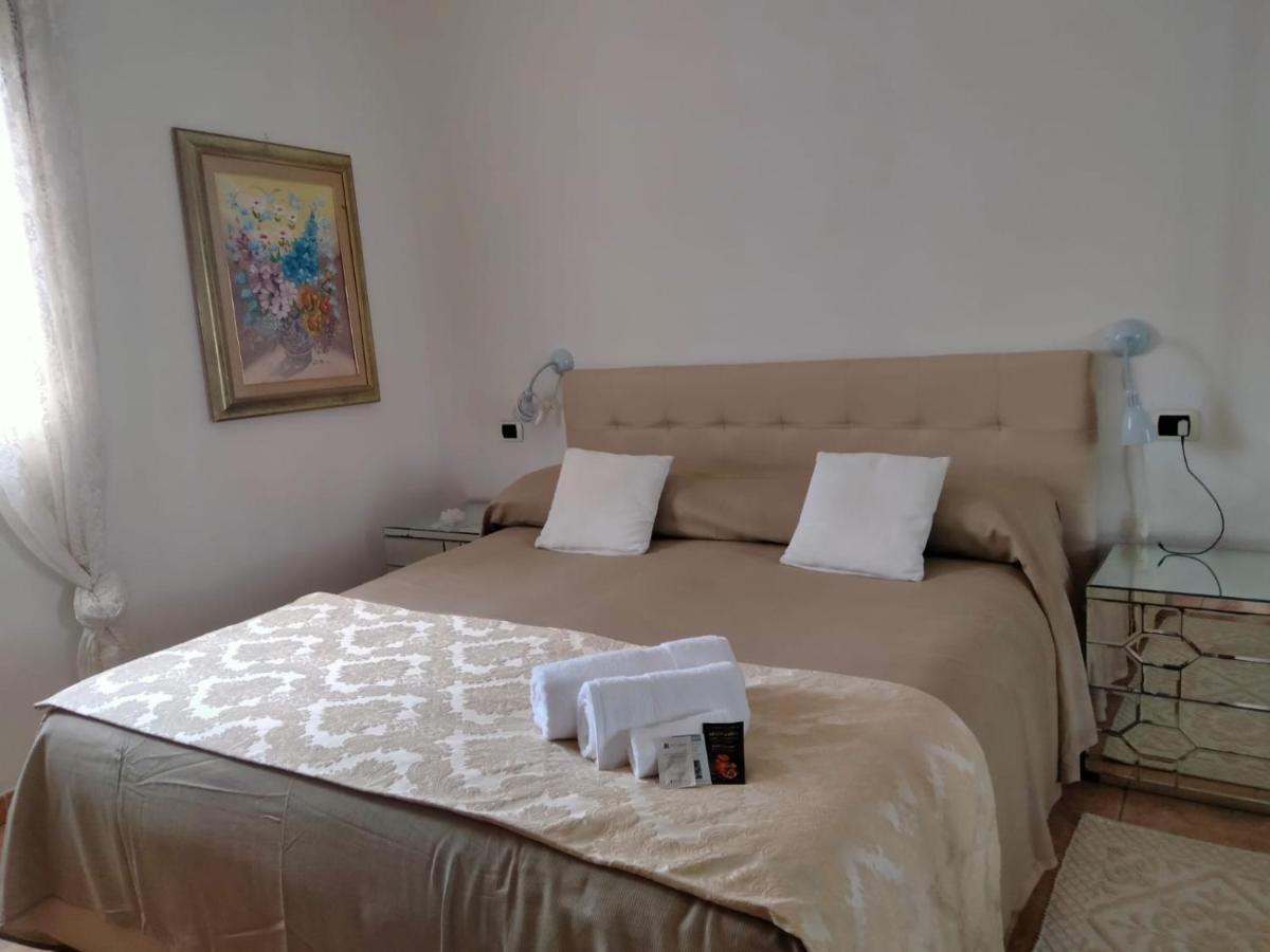 לינה וארוחת בוקר אולביה La Casa Dei Fenicotteri מראה חיצוני תמונה