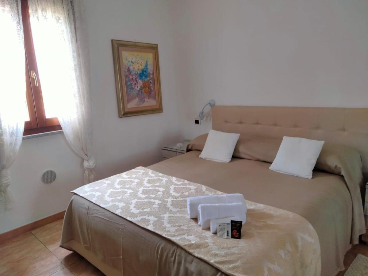 לינה וארוחת בוקר אולביה La Casa Dei Fenicotteri מראה חיצוני תמונה